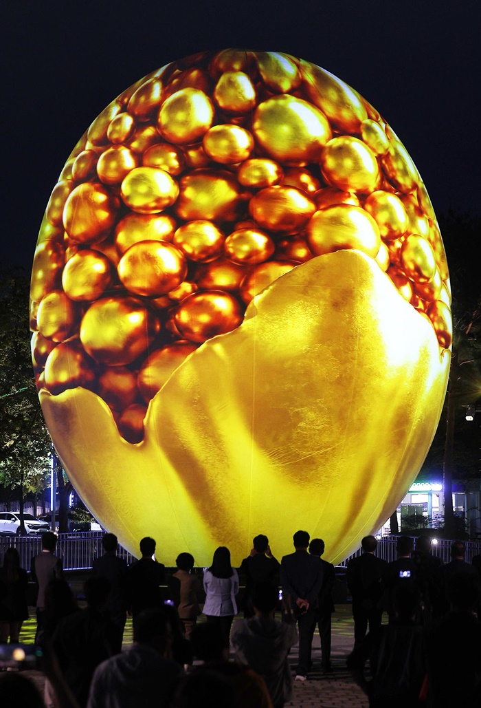APEC ' ⿬'     