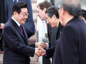 찴����, �Ϻ� �������������� ��ī��ġ �Ѹ��� ����ȸ��