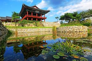 ����� �ӹ��� �������� 'û��'