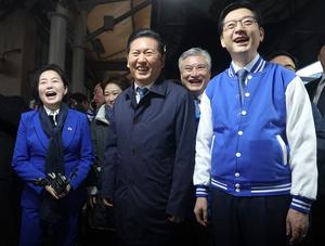 ��û�� ���� ��ǥ, �ϵ������� ���� �ν� �ȱ⡤����'�泲���� Żȯ' �õ�