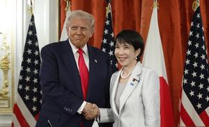 �̶��� ���� ������ Ʈ����-��ī��ġ������������ ڸ���ͱ� '�̸�����'