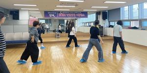 ��ȭ�����Ǽ� �������޺� ���ô������� ������ �ǰ� ��´�