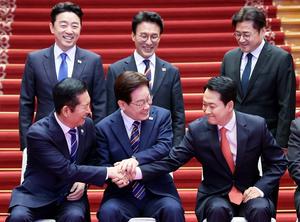 찴����, ��û�� �� �嵿���� 