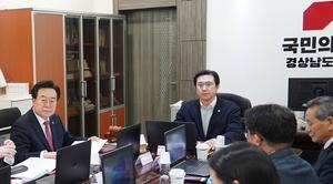 ��������, ���ֽ��� �ĺ� 5�� �漱������������ �� ���� �ƿ���