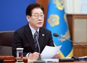 찴����, ���۱�� Ư�˿� 