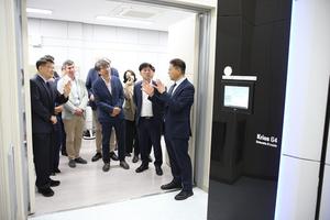 ���� ÷�� ���̿� �м� ������ ����� ����������Cryo-ET ����Ȱ�� ����ȭ