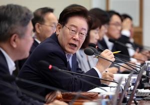 찴����, ���� ȫ�� ���� �������ȸ�� ����