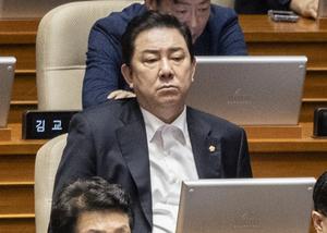 ����, �躴�� ���ӿ��塤�������� ���ûŹ�������� ��ǰ���� ����